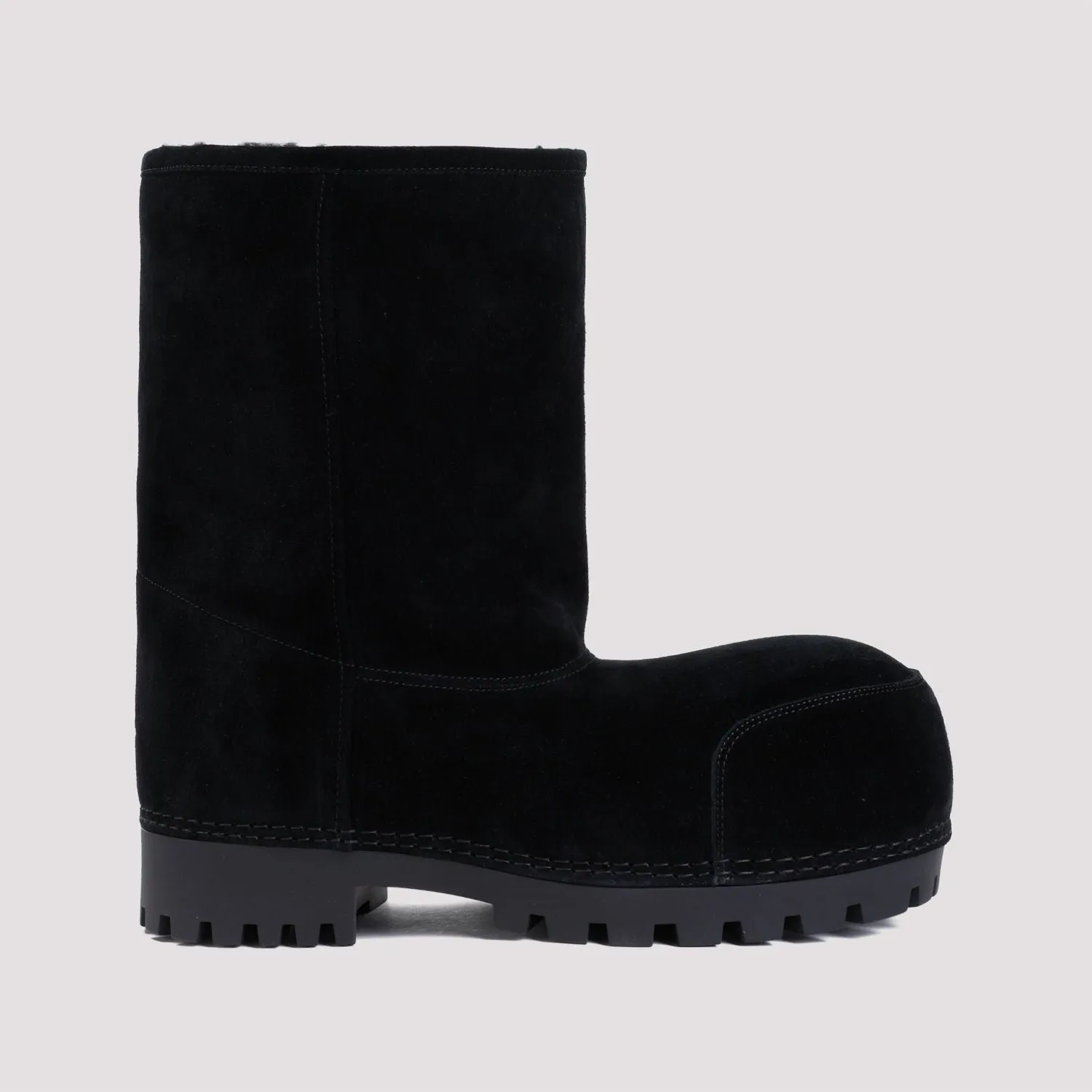 BLACK ALASKA BOOTS