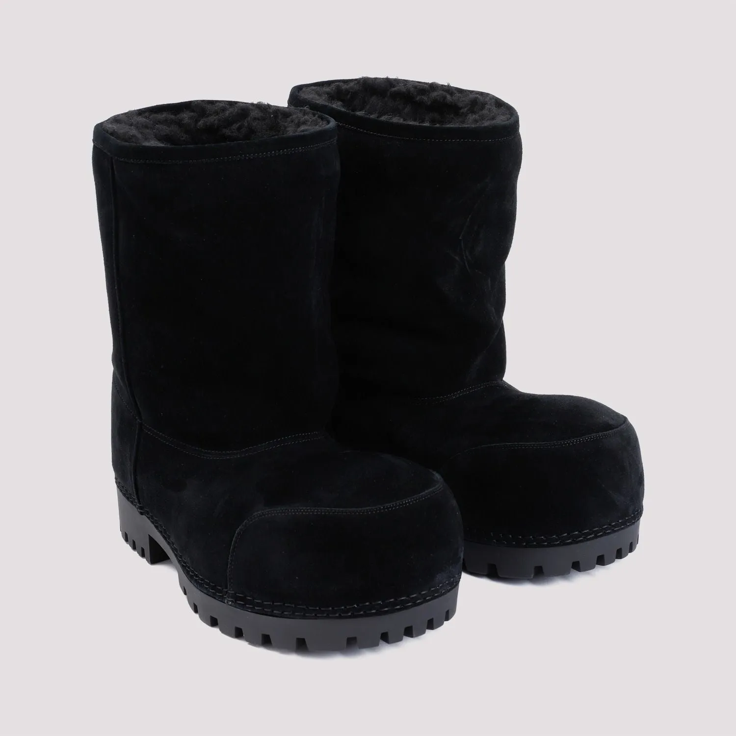 BLACK ALASKA BOOTS