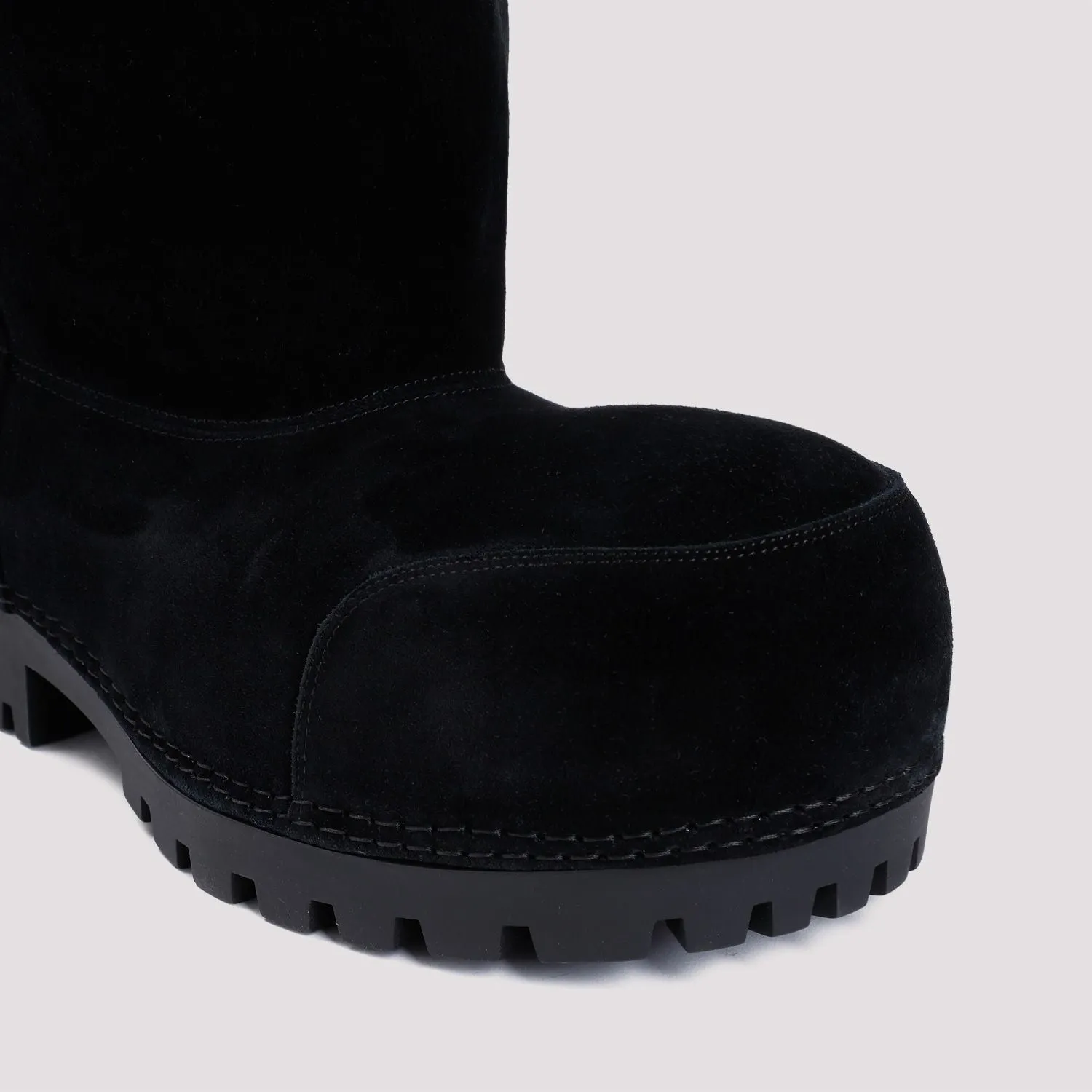 BLACK ALASKA BOOTS