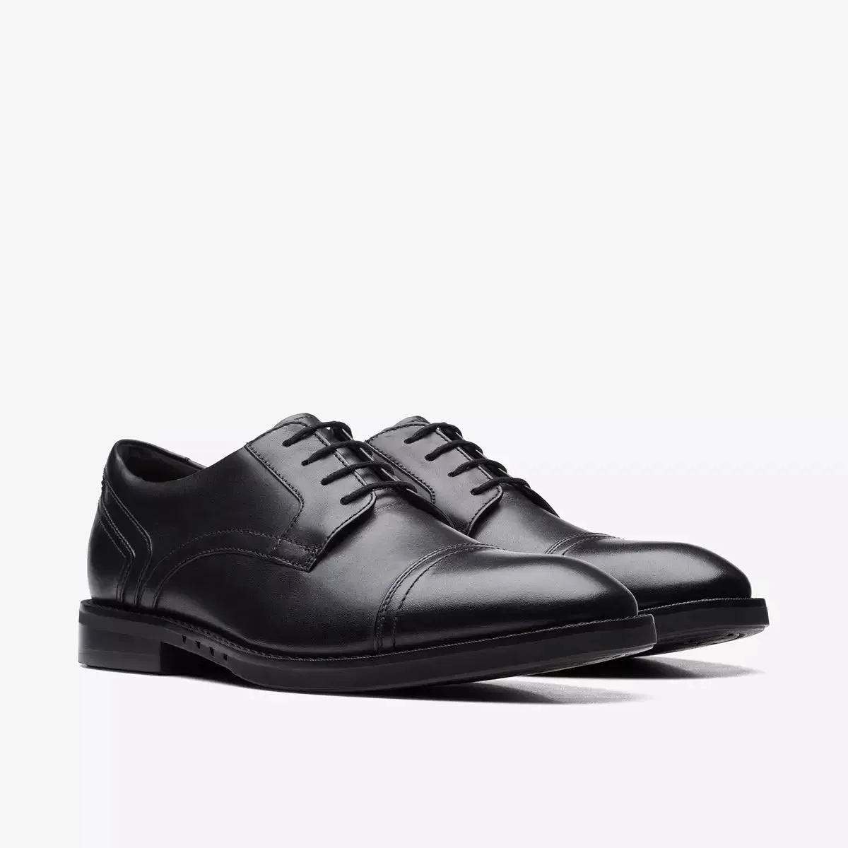 Clarks Un Hugh Cap Toe Dress Shoe - Black