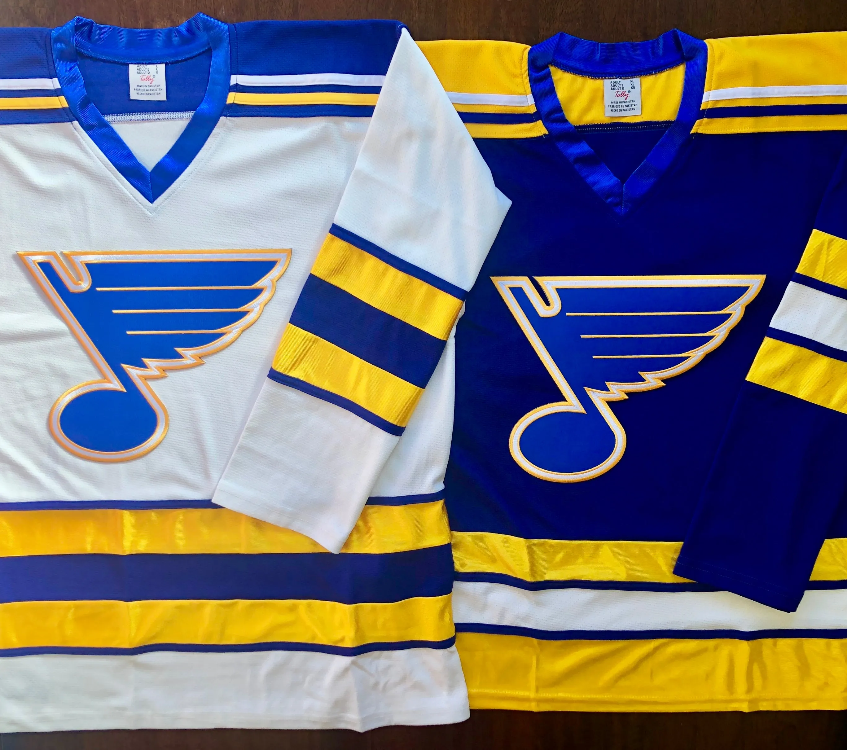 Custom Hockey Jerseys with a Blues Embroidered Twill Crest