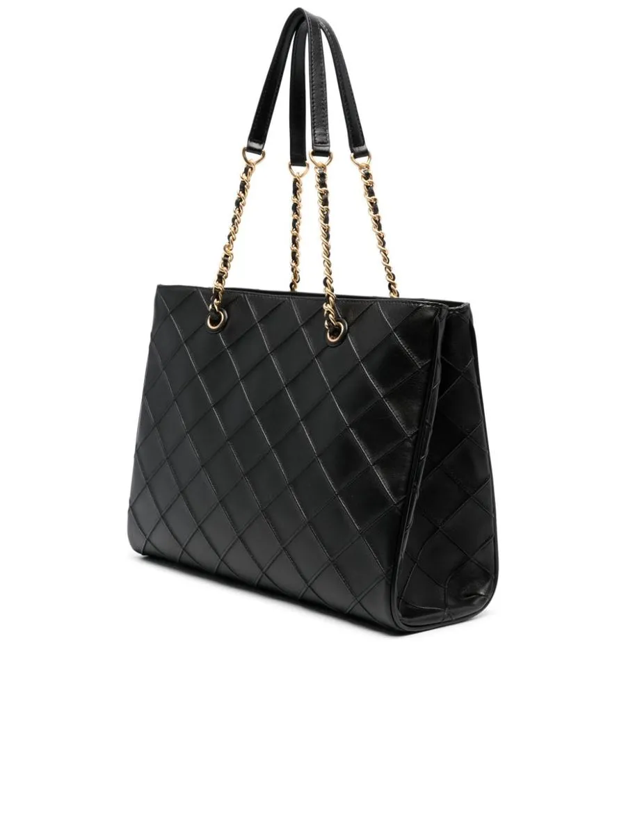 Diamond Pattern Shoulder Bag