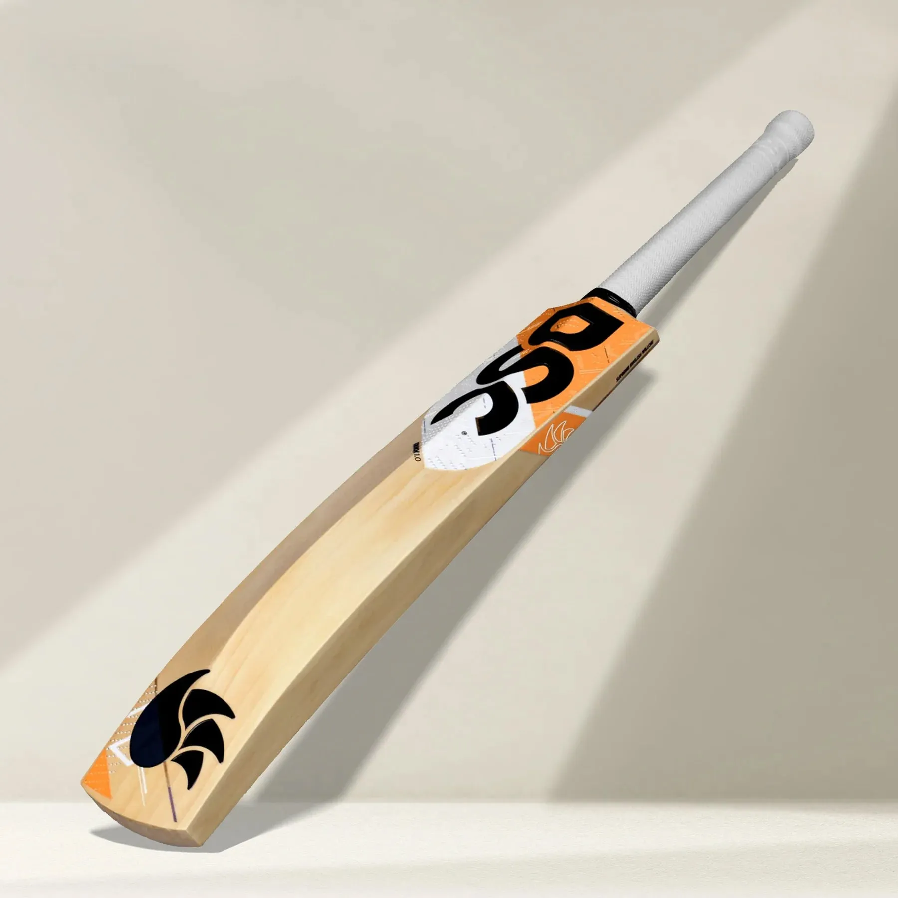 DSC Krunch 1.0 English Willow Cricket Bat -SH