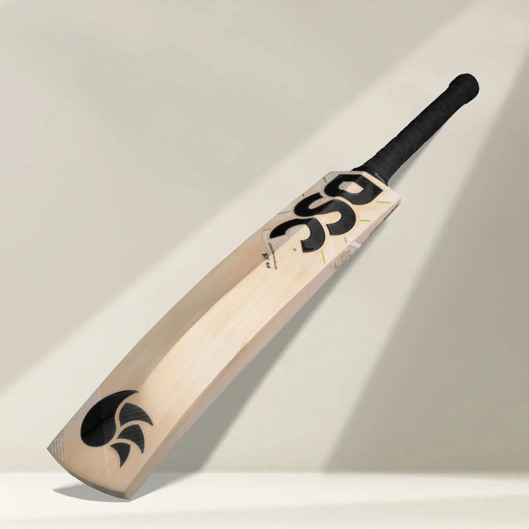 DSC Xlite 4.0 English Willow Cricket Bat -SH