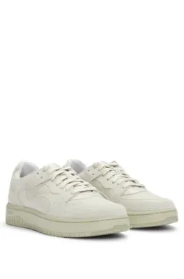 Mixed-material trainers with suede and honeycomb ripstop