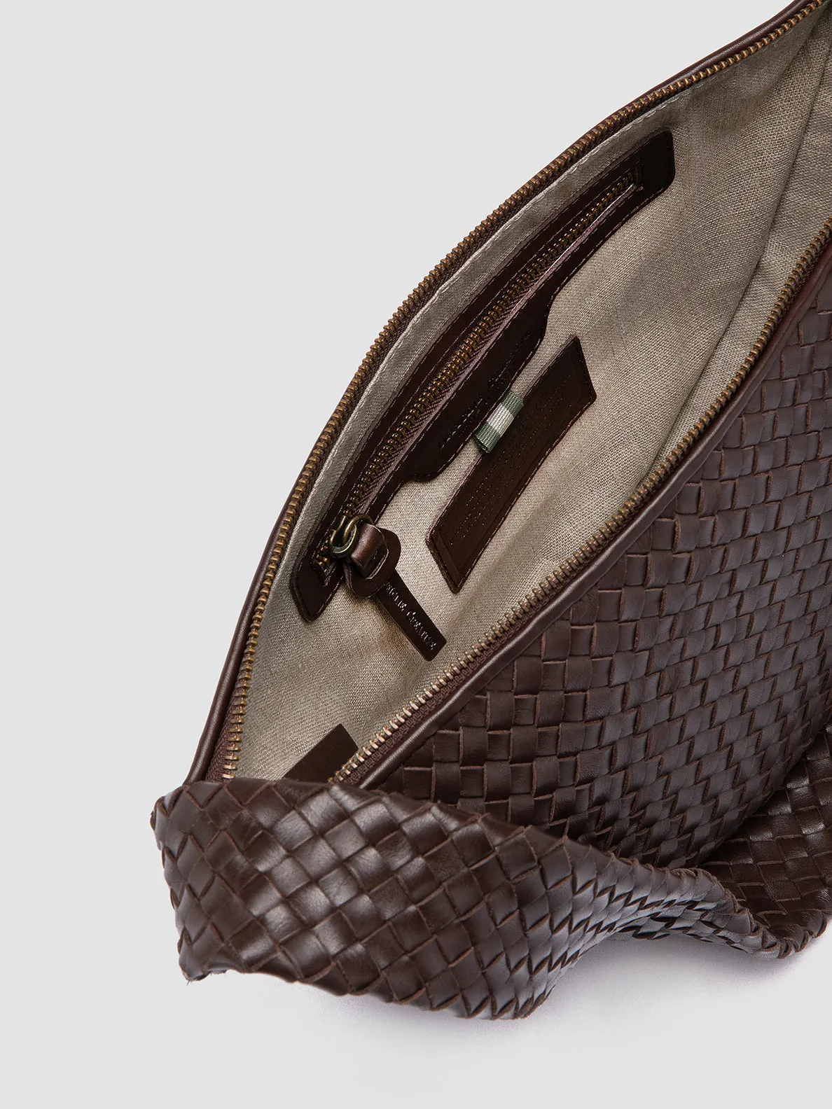 OC CLASS 068 - Brown Woven Leather Crossbody Bag