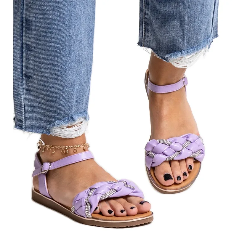 Purple sandals decorated with Giada zircons violet