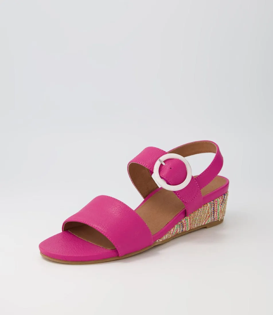 SUPERSOFT Grow Fuchsia Leather Syn Raffia Sandals