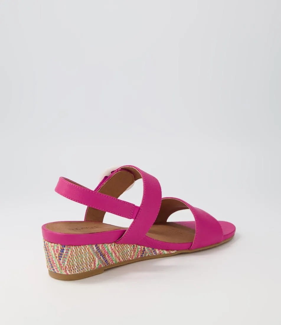 SUPERSOFT Grow Fuchsia Leather Syn Raffia Sandals